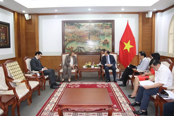 Đẩy mạnh hợp tác VHTTDL với các quốc gia châu Phi - Anh 1