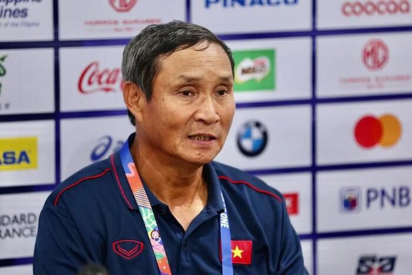 HLV Mai Đức Chung: Chúng tôi rất coi trọng AFF Cup - Anh 1