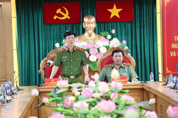 Nhiều hoạt động kỷ niệm 60 năm Ngày truyền thống lực lượng Cảnh sát nhân dân - Anh 1