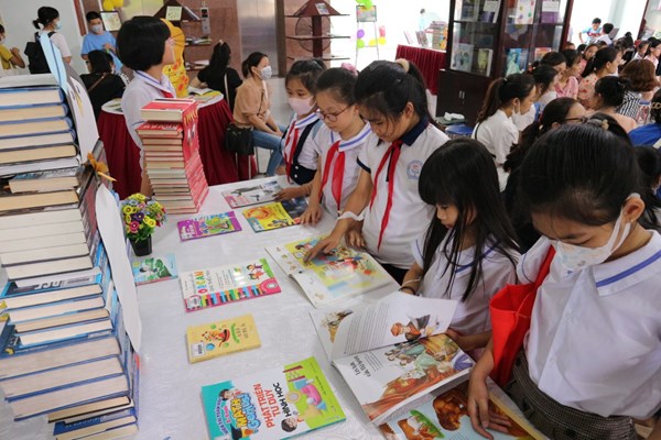 47 thí sinh đoạt giải Cuộc thi Đại sứ Văn hóa đọc Hải Dương năm 2022 - Anh 1