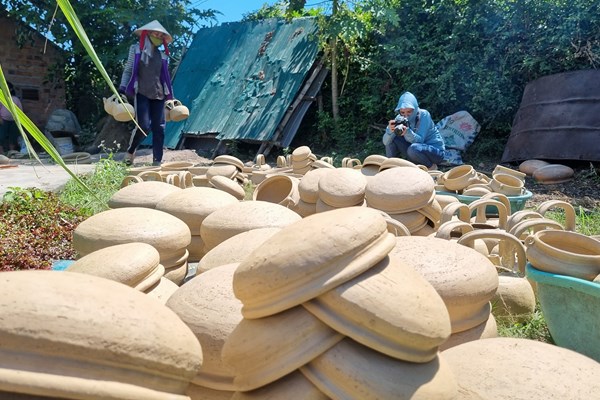 Làng gốm mộc bên đầm An Khê - Anh 5