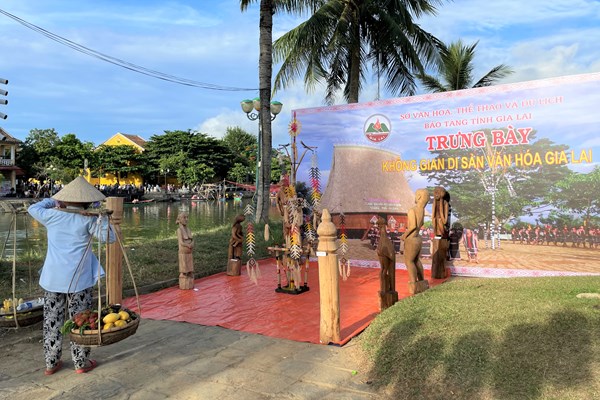 Sắc màu di sản văn hóa vùng, miền trên quê hương xứ Quảng - Anh 7