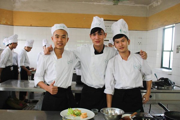 Nhiều con đường để đi tới… - Anh 1