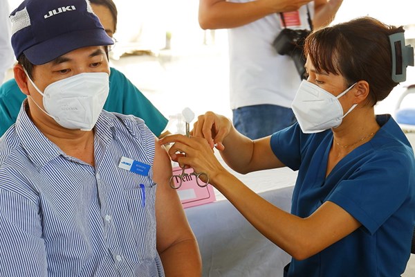 TP.HCM cấp tốc ngăn chặn nguy cơ dịch chồng dịch - Anh 2