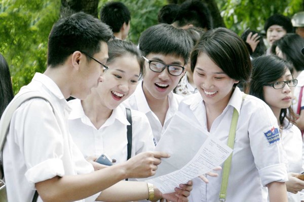 Khi chấm thi, hãy đặt địa vị mình là thí sinh! - Anh 1