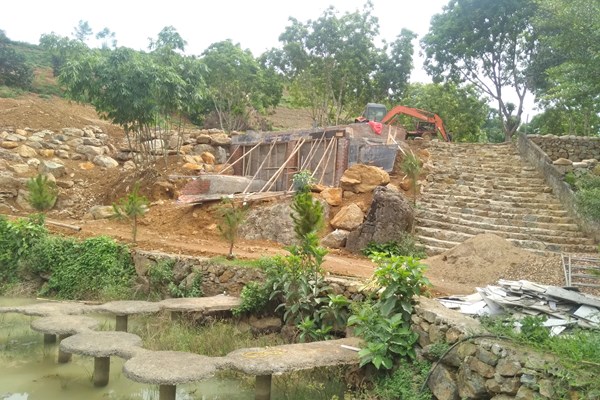 Dự án phát triển kinh tế trang trại kết hợp du lịch cộng đồng ở Thanh Hóa​​​​​​​: Chưa xong thủ tục pháp lý đã đưa vào hoạt động - Anh 2