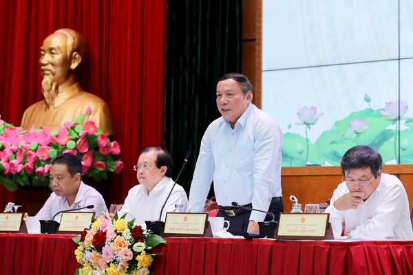 Lần đầu tiên lãnh đạo Bộ VHTTDL đối thoại với thủ trưởng các đơn vị trực thuộc Bộ - Anh 3