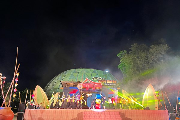 Nét hoa nghề Hội An - Anh 1