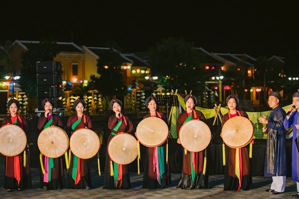 Rộn rã tiếng cười trong Ngày hội giao duyên tại VinWonders Nam Hội An - Anh 3