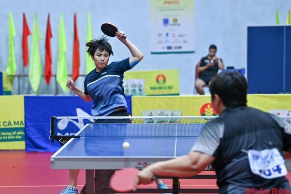 Các tay vợt hàng đầu duy trì được phong độ tại Giải bóng bàn Báo Nhân Dân - Anh 1