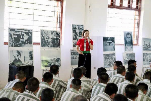 Giáo dục, cảm hóa phạm nhân bằng những trang sử truyền thống - Anh 1