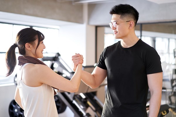 Phòng tập gym mở 24/7 và có hộp ngủ cho nhân viên - Anh 1