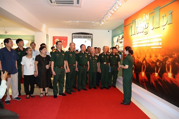 Hơn 300 hình ảnh, tài liệu, hiện vật của các liệt sĩ, thương binh tại triển lãm 