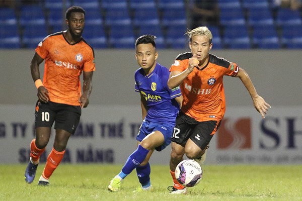 Vòng 9 V.League 1-2022: Quyết chiến cho ngôi đầu - Anh 2
