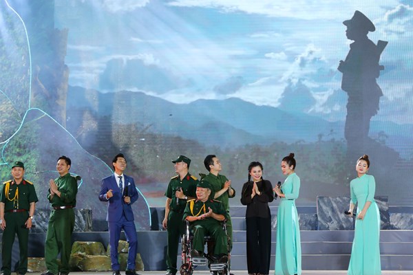 Bộ trưởng Nguyễn Văn Hùng: “Bản hùng ca bất diệt
