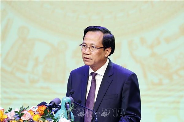 Các anh hùng liệt sĩ, thương binh 