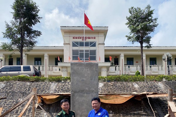 Kết nạp Đảng cho chiến sĩ Mùa hè xanh - Anh 3