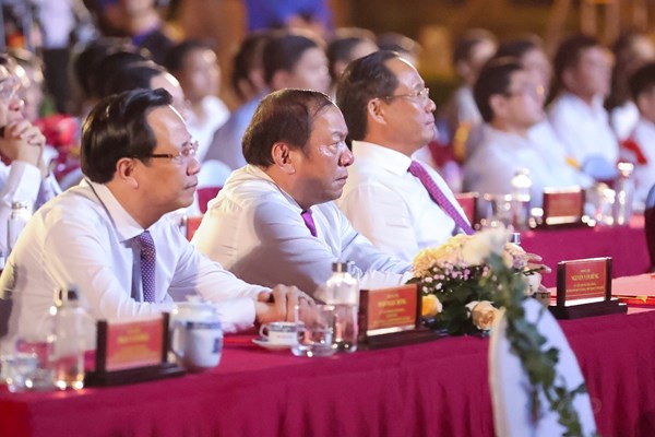 Hào hùng, xúc động với “Khúc tráng ca hòa bình” - Anh 4
