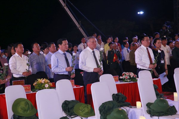 Hào hùng, xúc động với “Khúc tráng ca hòa bình” - Anh 5