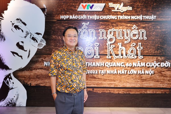 Nhà thơ Hồng Thanh Quang, 60  năm cuộc đời:  “Vẫn nguyên là nỗi khát” - Anh 1