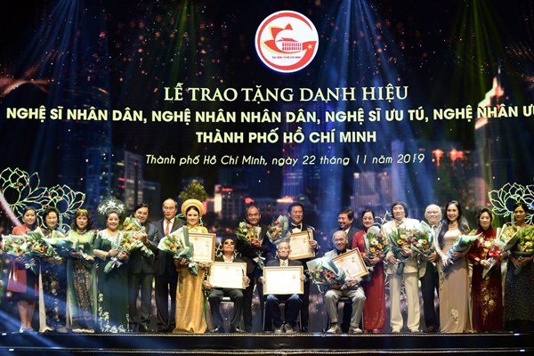 Xung quanh việc một số nghệ sĩ không có tên trong danh sách xét chọn danh hiệu NSND: Đừng vội vàng phán xét - Anh 1