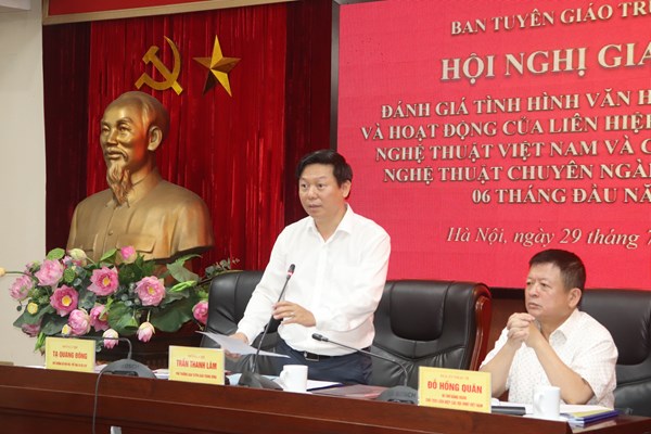 Đổi mới hoạt động, nâng cao chất lượng sáng tạo văn học nghệ thuật - Anh 2