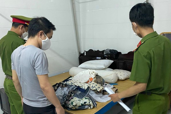 Quảng Bình: Bắt giam “cò đất” chiếm đoạt gần 2 tỉ đồng - Anh 2