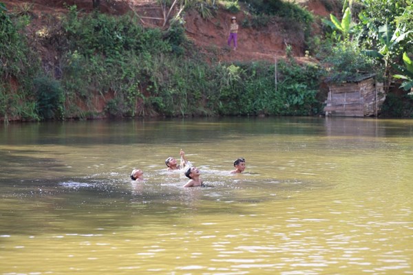 Sơn La chung tay phòng, chống đuối nước cho trẻ em - Anh 1
