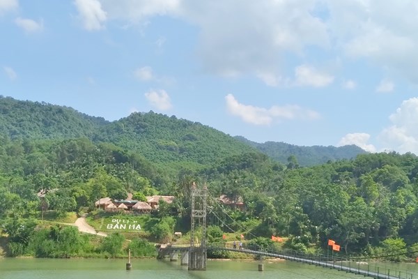 Đồng bào dân tộc Thái ở Thanh Hóa phát triển du lịch từ bản sắc văn hóa - Anh 1