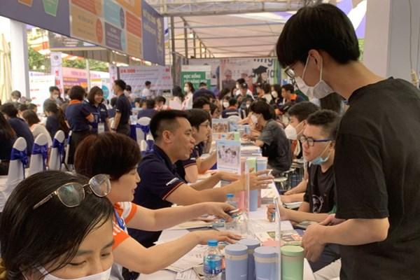 Tự chủ đại học là xu hướng tất yếu - Anh 2