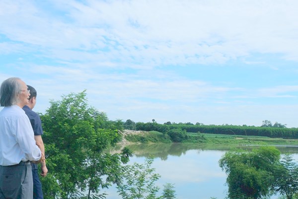 Bí ẩn về “ngôi mộ cổ” dưới sông Chu - Anh 2