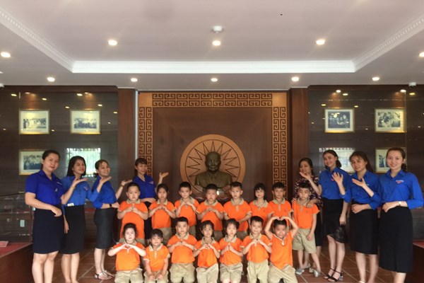Nhiều hoạt động kỷ niệm 110 năm Ngày sinh Chủ tịch Hội đồng Nhà nước Võ Chí Công - Anh 1