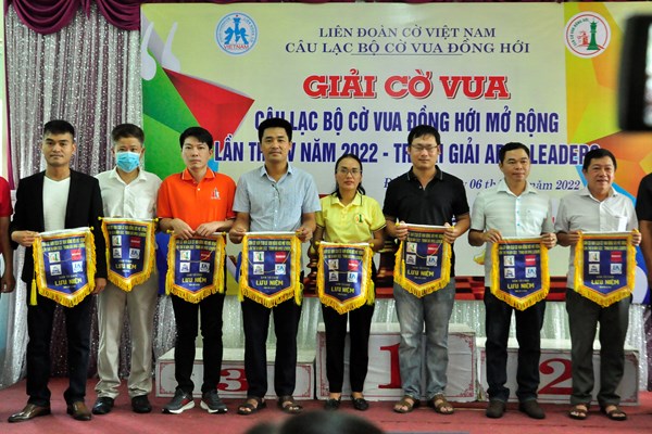 Gần 300 kỳ thủ tranh tài tại Giải Cờ vua Câu lạc bộ Đồng Hới mở rộng lần thứ 4 - Anh 1