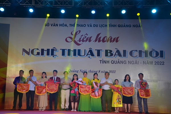 Khai mạc Liên hoan nghệ thuật Bài chòi tỉnh Quảng Ngãi - Anh 1