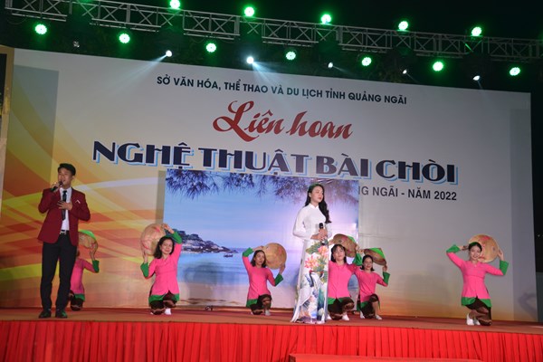 Khai mạc Liên hoan nghệ thuật Bài chòi tỉnh Quảng Ngãi - Anh 3