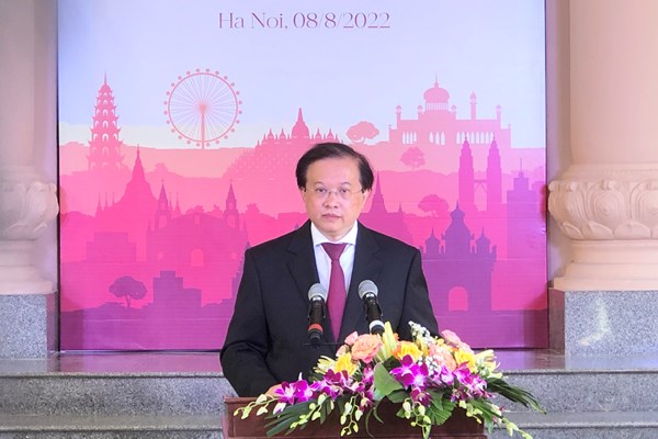 Triển lãm Sắc màu Văn hoá ASEAN - Anh 1