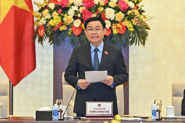 Chủ tịch Quốc hội: Phiên chất vấn sẽ tiếp tục làm rõ, tháo gỡ các vấn đề cử tri quan tâm - Anh 1