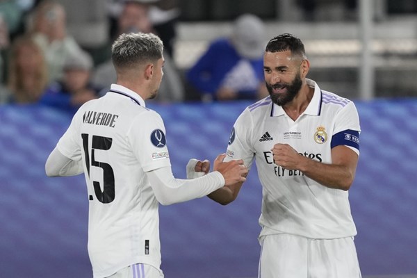 Real Madrid lần thứ năm đoạt Siêu Cúp châu Âu - Anh 1