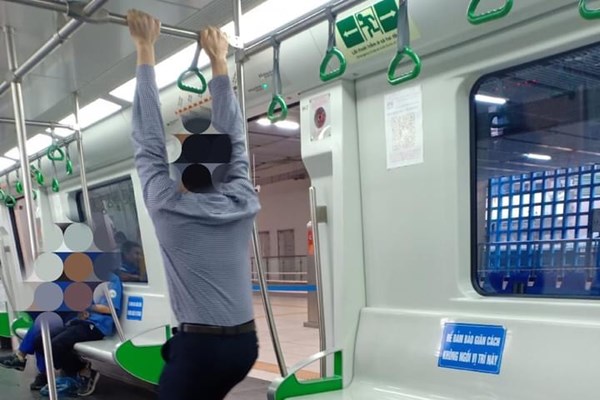 Văn hóa, văn minh nơi tàu điện trên cao: (Bài 2): Đừng để điều bất thường thành bình thường - Anh 2