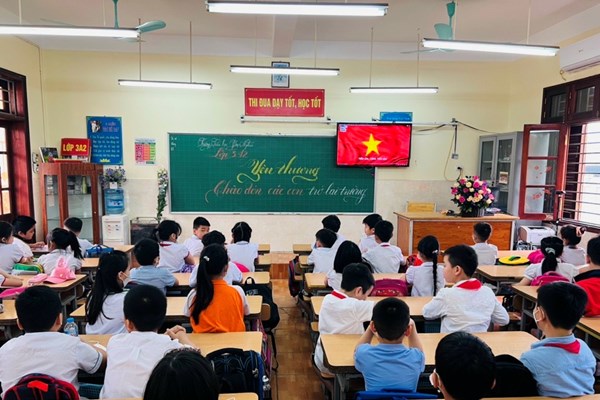Hỗ trợ giáo viên mầm non, tiểu học ngoài công lập khó khăn do đại dịch Covid-19 - Anh 1