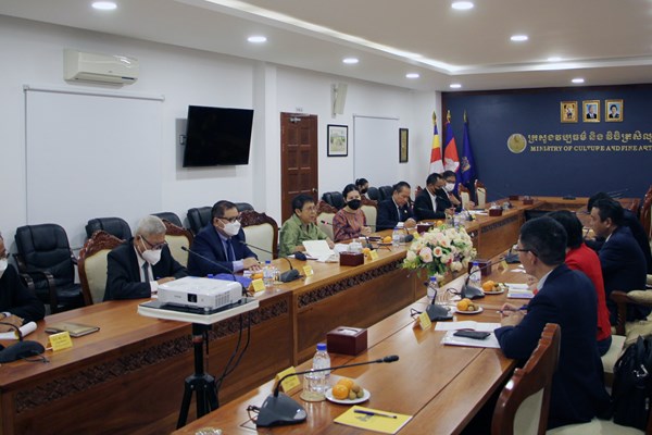 Thứ trưởng Hoàng Đạo Cương thăm và làm việc tại Campuchia - Anh 2