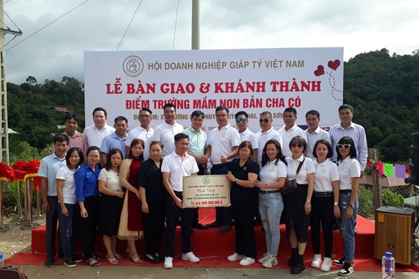 Thêm một điểm trường mới cho học sinh vùng cao trước thềm năm học mới - Anh 2