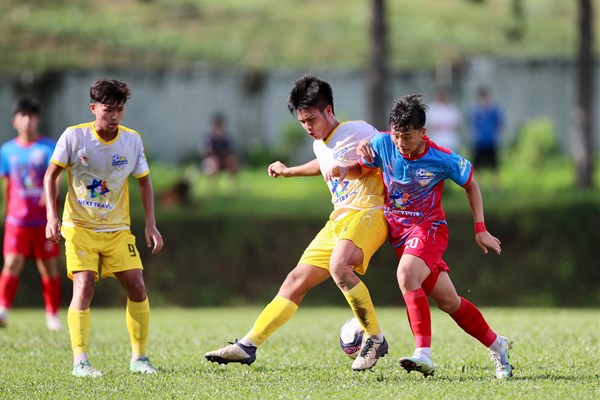 Xác định 2 trận bán kết tại giải U15 quốc gia - Anh 1