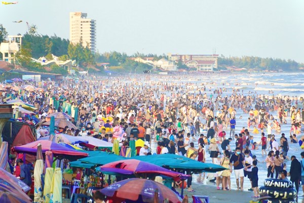 Ngành Du lịch tập trung vào thị trường nội địa và đạt được những kết quả phục hồi ấn tượng - Anh 4