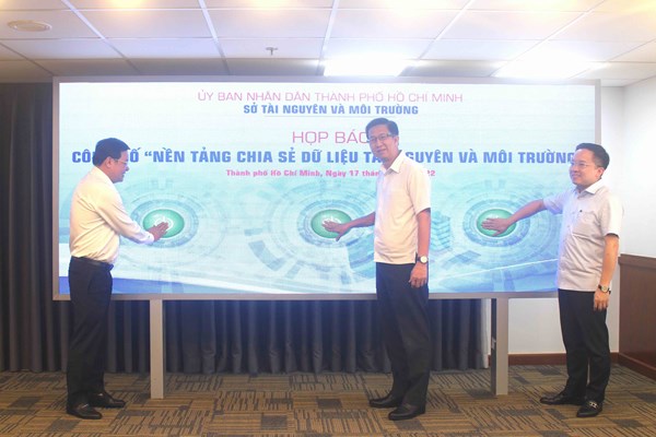 TP.HCM công bố “Nền tảng chia sẻ dữ liệu tài nguyên và môi trường” - Anh 2