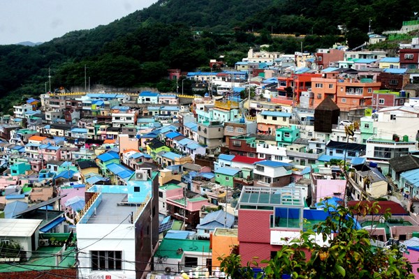 Lạc lối ở làng văn hoá Gamcheon- Santorini của Hàn Quốc - Anh 4