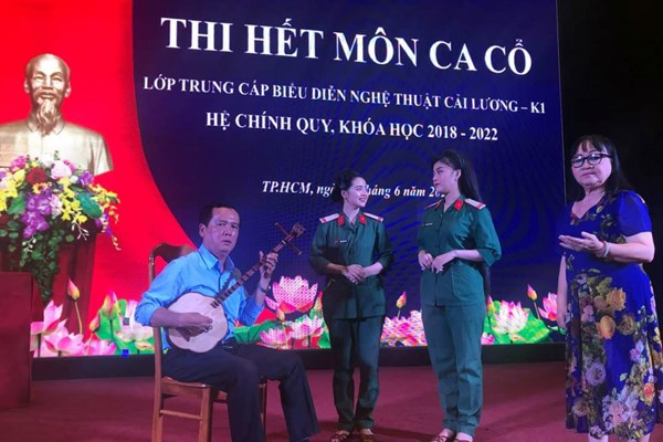 Những đảng viên trao truyền giá trị di sản văn hóa (Bài 2): Cặp đôi đảng viên - nghệ nhân song hành truyền dạy Đờn ca tài tử - Anh 1
