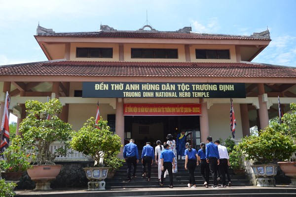 Quảng Ngãi: Tưởng niệm 158 năm ngày Anh hùng dân tộc Trương Định tuẫn tiết - Anh 5