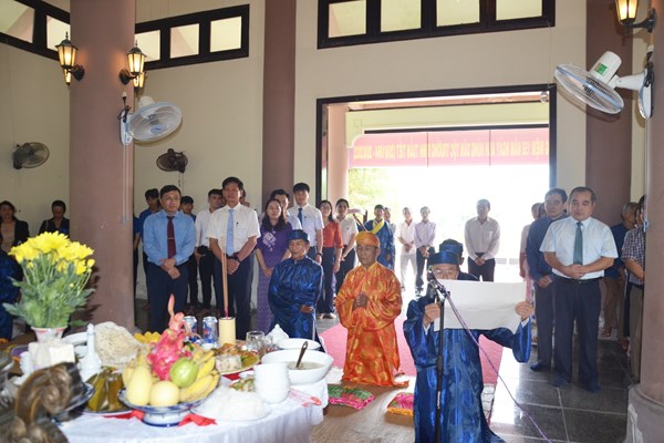 Quảng Ngãi: Tưởng niệm 158 năm ngày Anh hùng dân tộc Trương Định tuẫn tiết - Anh 2