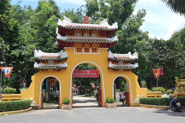 Lễ giỗ lần thứ 190 Đức Thượng Công Tả quân Lê Văn Duyệt - Anh 1